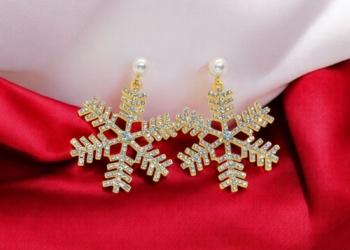 snowflake earrings